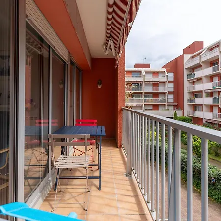 T2 Lumineux Avec Balcon A Arcachon, Proche Plage, Parking, Wifi Et Commerces - Fr-1-319-352