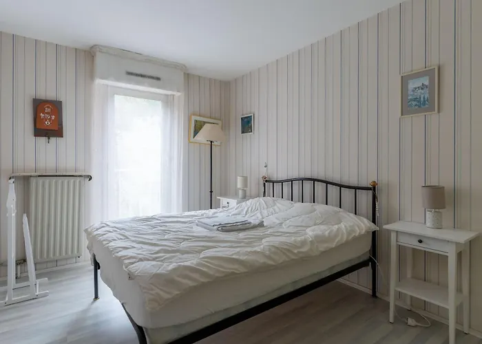 T2 Lumineux Avec Balcon A Arcachon, Proche Plage, Parking, Wifi Et Commerces - Fr-1-319-352 *