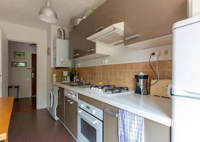 T2 Lumineux Avec Balcon A Arcachon, Proche Plage, Parking, Wifi Et Commerces - Fr-1-319-352 アパート