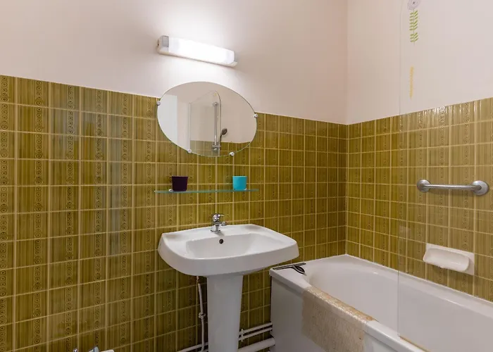 T2 Lumineux Avec Balcon A Arcachon, Proche Plage, Parking, Wifi Et Commerces - Fr-1-319-352 アパート *